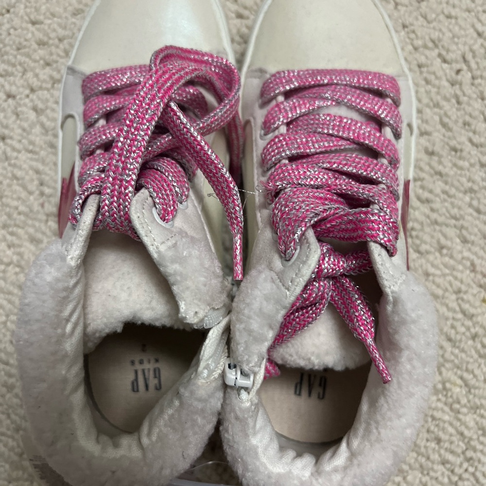 New Gap girl winter shoe Brand New